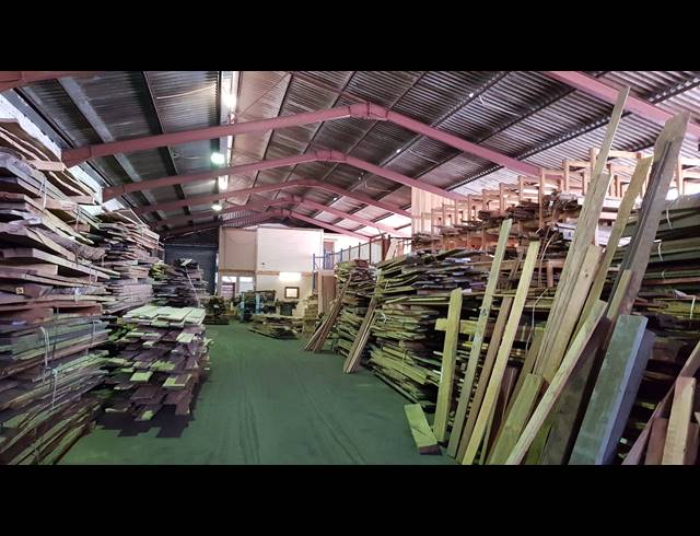 750M² FACTORY TO LET IN BELLVILLE CENTRAL